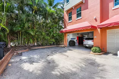 106 Moorings Drive, Lantana, FL 33462 - Photo 11