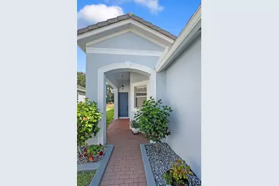 846 SW Rocky Bayou Terrace, Port Saint Lucie, FL 34986 - Photo 3