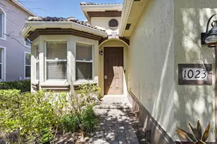 1023 Center Stone Ln, Riviera Beach, FL 33404 - Photo 3