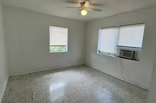 1426 N J St, Lake Worth Beach, FL 33460 - Photo 3