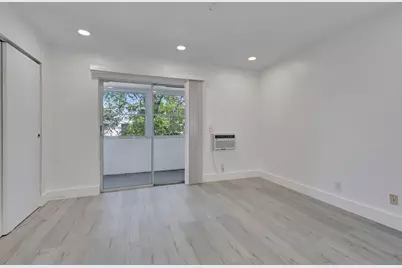 110 Dorchester E, West Palm Beach, FL 33417 - Photo 11