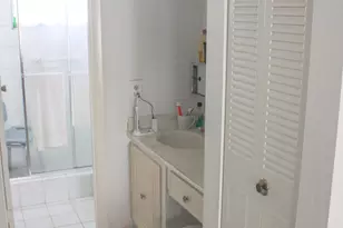 8205 NW 61st St, Tamarac, FL 33321 - Photo 5