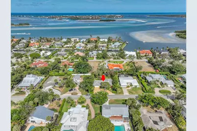 10 Middle Road, Sewalls Point, FL 34996 - Photo 1