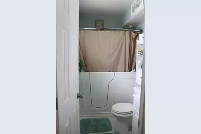 1020 NW 74th Avenue, Margate, FL 33063 - Photo 13