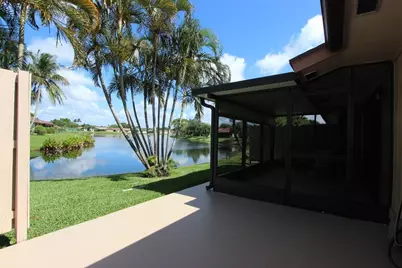 61 Mayfair Lane, Boynton Beach, FL 33426 - Photo 11
