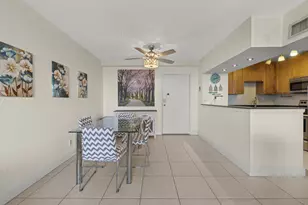 1830 Embassy Dr Unit, West Palm Beach, FL 33401 - Photo 5