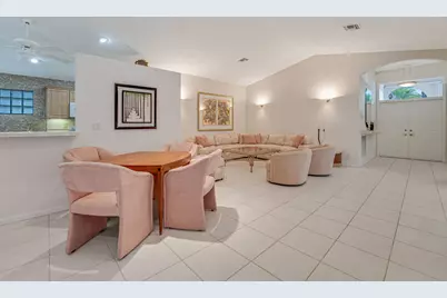 9870 Harbour Lake Circle, Boynton Beach, FL 33437 - Photo 5