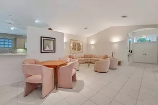 9870 Harbour Lake Cir, Boynton Beach, FL 33437 - Photo 5