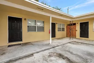 832 S J St, Lake Worth Beach, FL 33460 - Photo 9