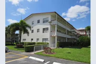 310 Brighton H, Boca Raton, FL 33434 - Photo 3