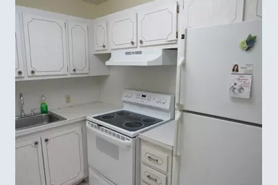 310 Brighton H, Boca Raton, FL 33434 - Photo 11