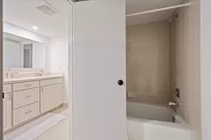 13307 Polo Club Rd, Wellington, FL 33414 - Photo 17