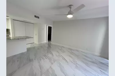 616 Executive Center Drive, Unit #102, West Palm Beach, FL 33401 - Photo 3