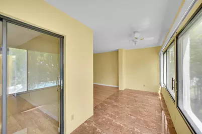 3154 Via Poinciana, Unit #306, Lake Worth, FL 33467 - Photo 13