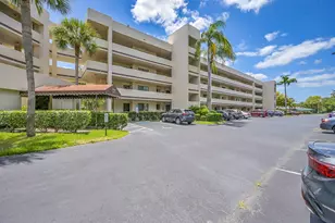 3154 Via Poinciana, Lake Worth, FL 33467 - Photo 1