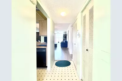 7145 Huntington Lane, Unit #102, Delray Beach, FL 33446 - Photo 3