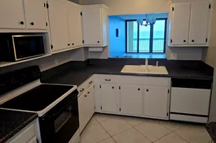 9940 S Ocean Dr, Jensen Beach, FL 34957 - Photo 11