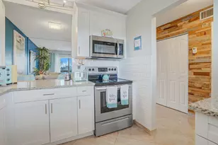 2724 N Garden Dr Unit, Lake Worth, FL 33461 - Photo 3