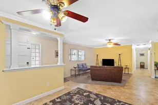 1059 Carambola Cir, West Palm Beach, FL 33406 - Photo 5