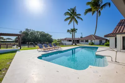 2184 Appaloosa Trail, Wellington, FL 33414 - Photo 23