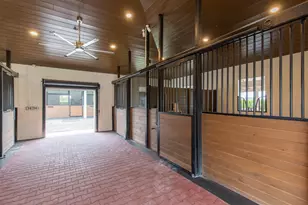 2184 Appaloosa Trail, Wellington, FL 33414 - Photo 33