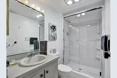 100 Bayview Drive, Unit #1125, Sunny Isles Beach, FL 33160 - Photo 13