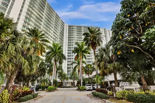 100 Bayview Dr, Sunny Isles Beach, FL 33160 - Photo 29