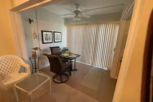 22 Colonial Club Dr, Boynton Beach, FL 33435 - Photo 19