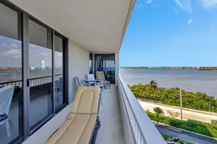 5550 N Ocean Dr, Singer Island, FL 33404 - Photo 51