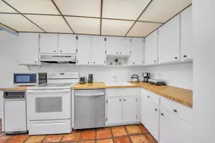 36 Stratford Ln Unit, Boynton Beach, FL 33436 - Photo 9