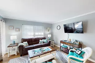 5540 Tamberlane Cir, Palm Beach Gardens, FL 33418 - Photo 11