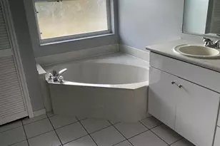 145 SW Hawthorne Cir, Port Saint Lucie, FL 34953 - Photo 29