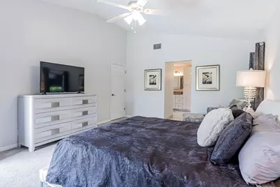 12715 Kingsway Road, Wellington, FL 33414 - Photo 23