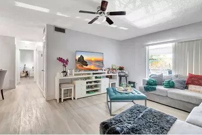 1124 NW 13th Street, Unit #208, Boca Raton, FL 33486 - Photo 3