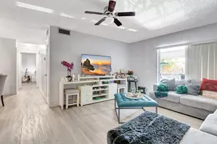 1124 NW 13th St, Boca Raton, FL 33486 - Photo 3