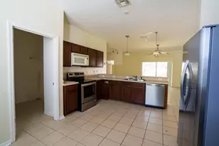 209 Round Man St, Leesburg, FL 34748 - Photo 7