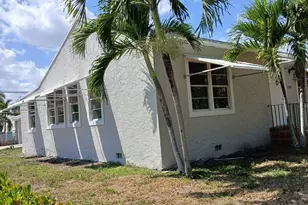 5815 Garden Ave, West Palm Beach, FL 33405 - Photo 3