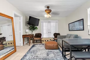 909 N Palmway, Lake Worth Beach, FL 33460 - Photo 11