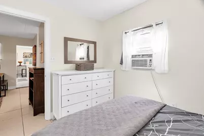 909 N Palmway, Unit #B, Lake Worth Beach, FL 33460 - Photo 23