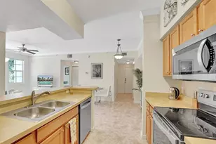 9857 Baywinds Dr Unit, West Palm Beach, FL 33411 - Photo 19