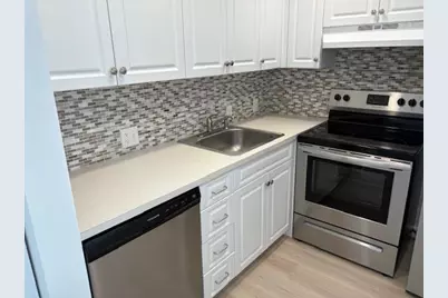 96 Mansfield C, Unit #96, Boca Raton, FL 33434 - Photo 3