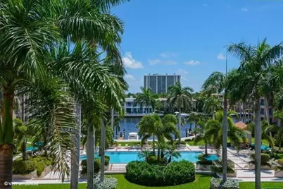 100 SE 5th Ph17 Avenue, Unit #Ph17, Boca Raton, FL 33432 - Photo 1