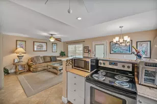 677 Normandy O, Delray Beach, FL 33484 - Photo 7