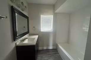 480 W Camino Real, Boca Raton, FL 33432 - Photo 9