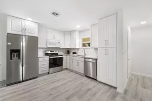 717 S US Hwy 1, Jupiter, FL 33477 - Photo 11