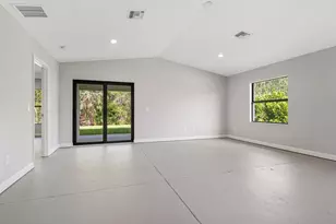 6728 Spanish Lake Blvd, Fort Pierce, FL 34951 - Photo 11
