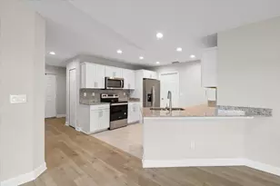 73 Las Casitas Ct, Fort Pierce, FL 34951 - Photo 11