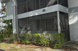 2741 S Oakland Forest Dr, Oakland Park, FL 33309 - Photo 19