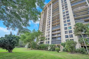 2480 Presidential Way, West Palm Beach, FL 33401 - Photo 27