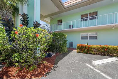 117 Lehane Terrace, Unit #201, North Palm Beach, FL 33408 - Photo 5